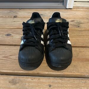 Adidas Black and White Sneakers Classic Design